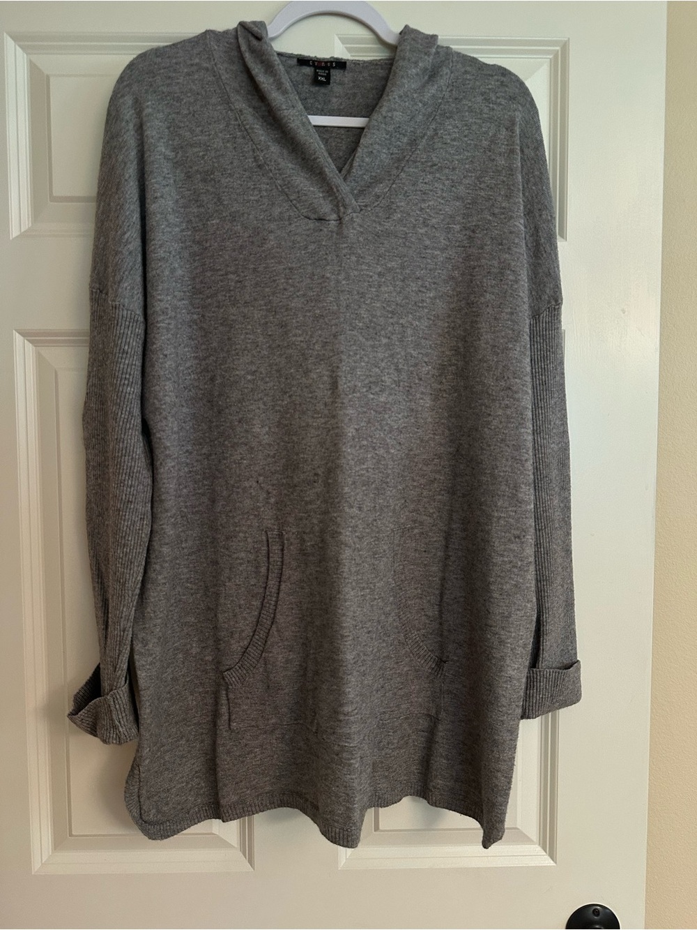 Cyrus Gray Hooded Tunic Sweater – Size XXL